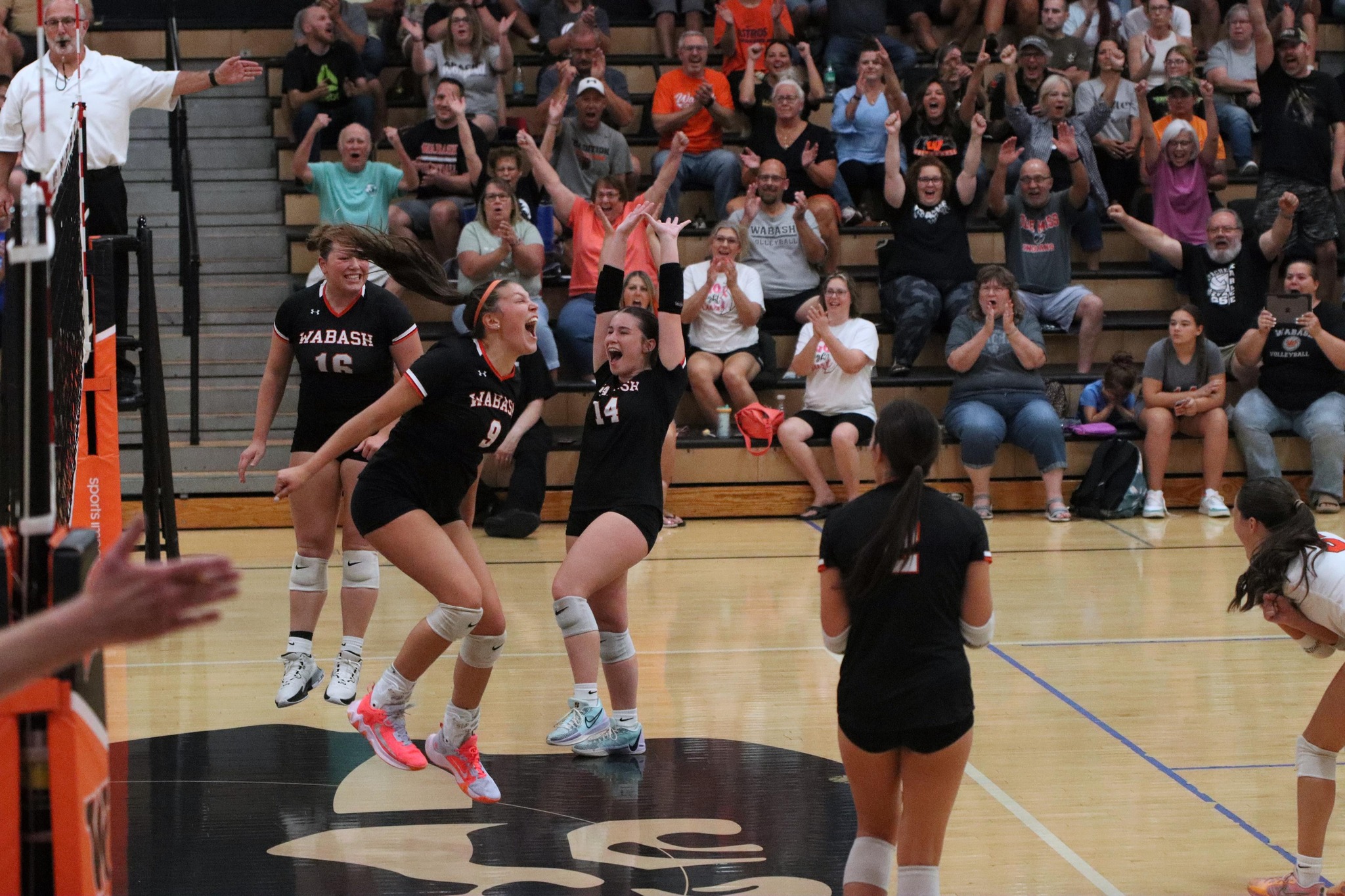 Wabash Volleyball Defends Home Court VS Northfield