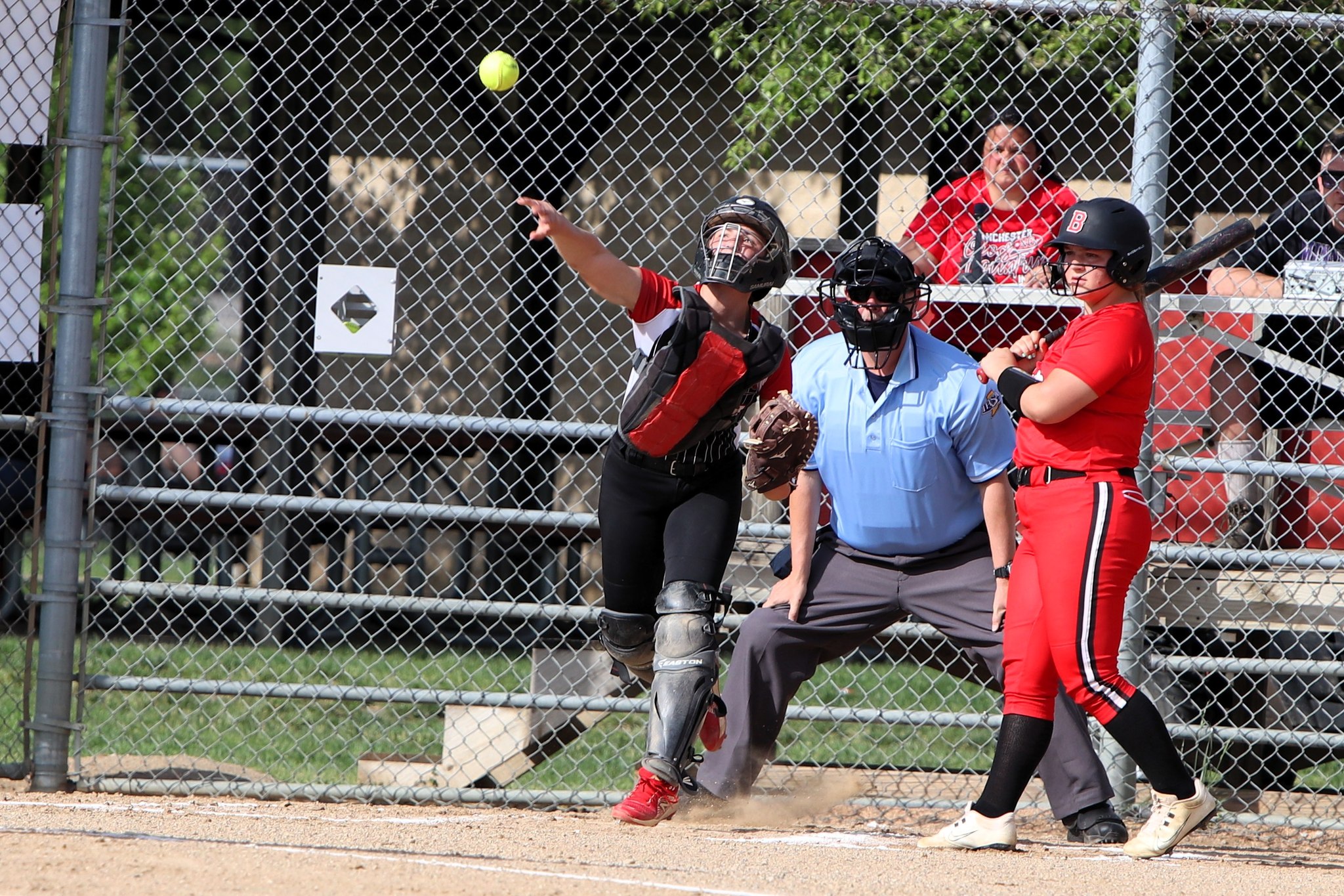Lady Squires Hold Off Bluffton