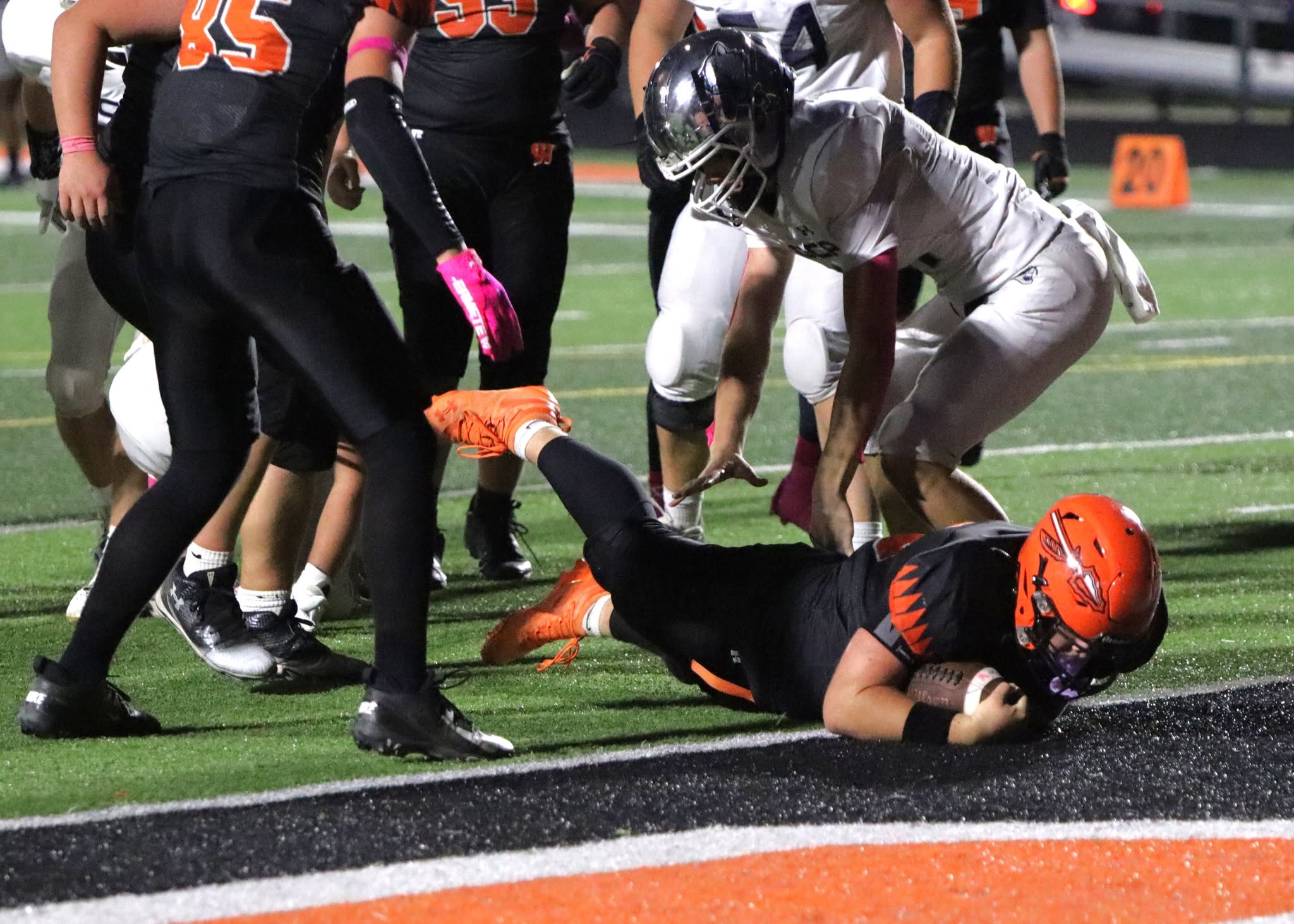 Apaches Hold Off Greenwood In Shoot Out